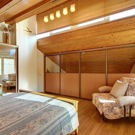 Kotedzas Nidoje Apartment Luaran gambar